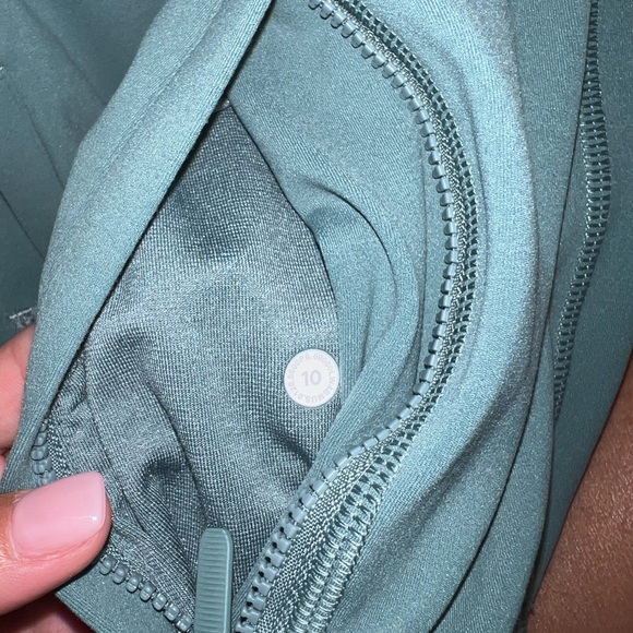 Lululemon Hooded Jacket - Picture 3 of 5